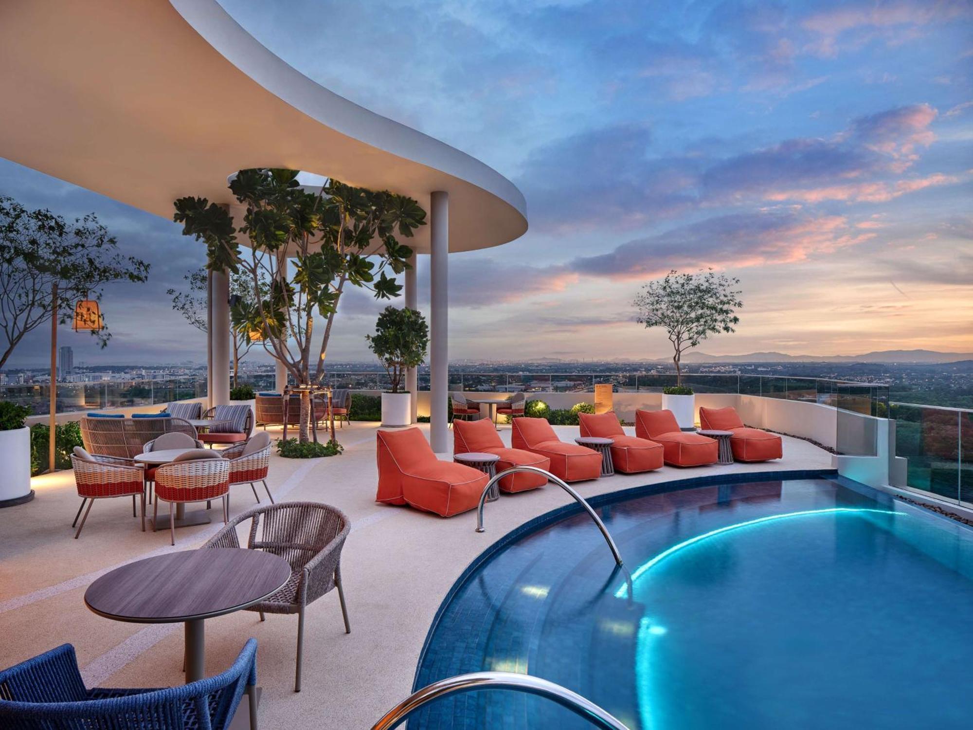 Hilton Garden Inn ראיונג מראה חיצוני תמונה